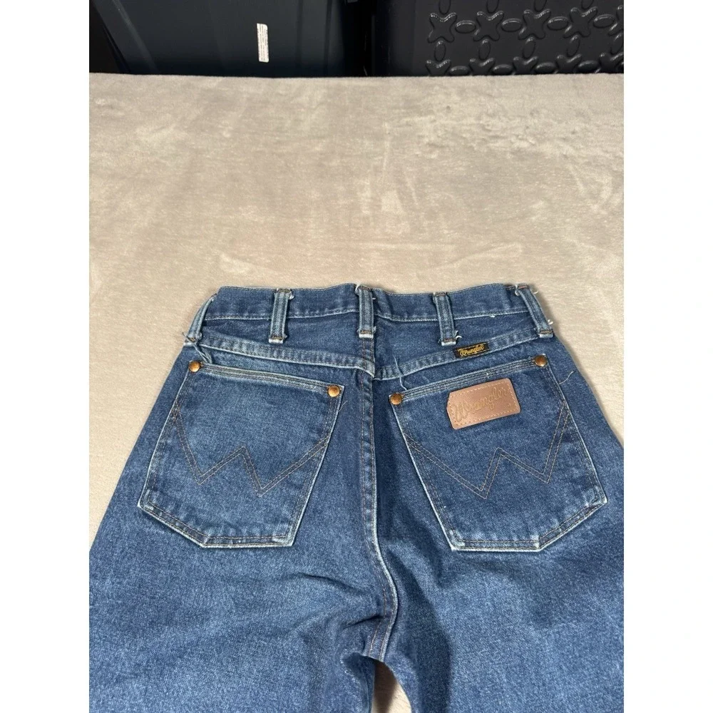 Vintage 80s Wrangler 13mwz Cowboy Cut Jeans Size 26x32 Blue Western MADE IN USA